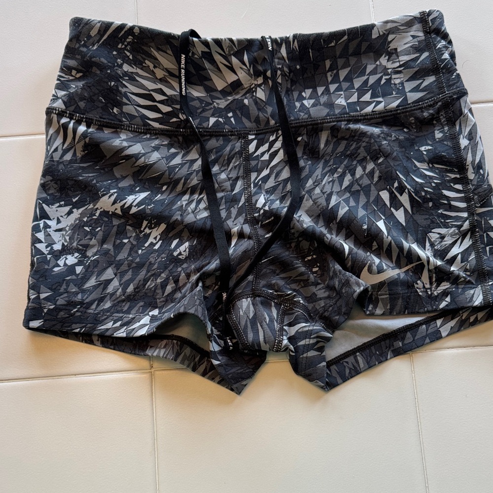 Nike Black and Gray Geometric Women's Athletic Shorts